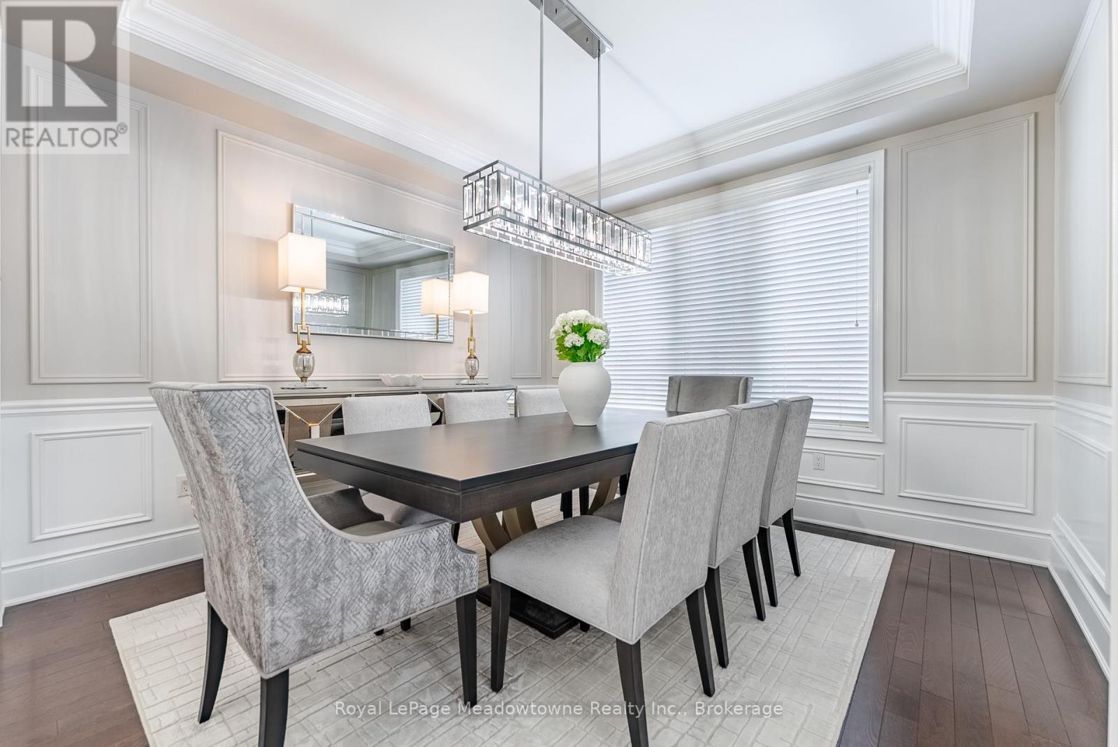 












400 MICKEY COURT

,
Milton (SC Scott),




Ontario
L9T7N8

