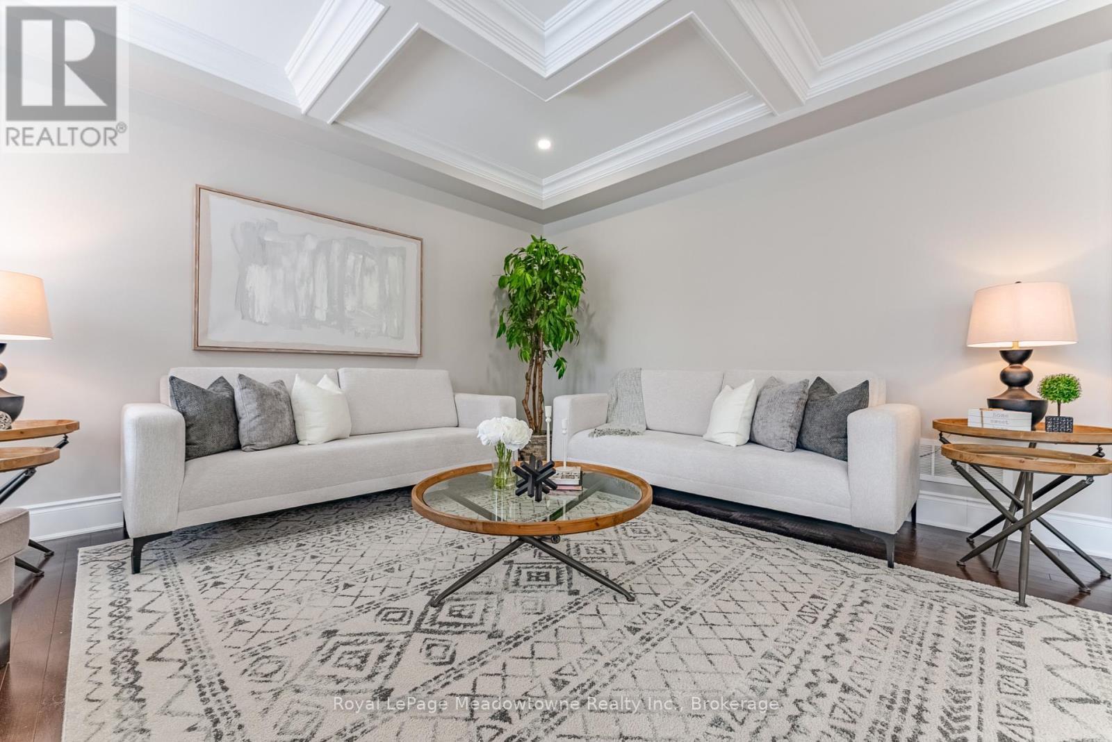 












400 MICKEY COURT

,
Milton (SC Scott),




Ontario
L9T7N8

