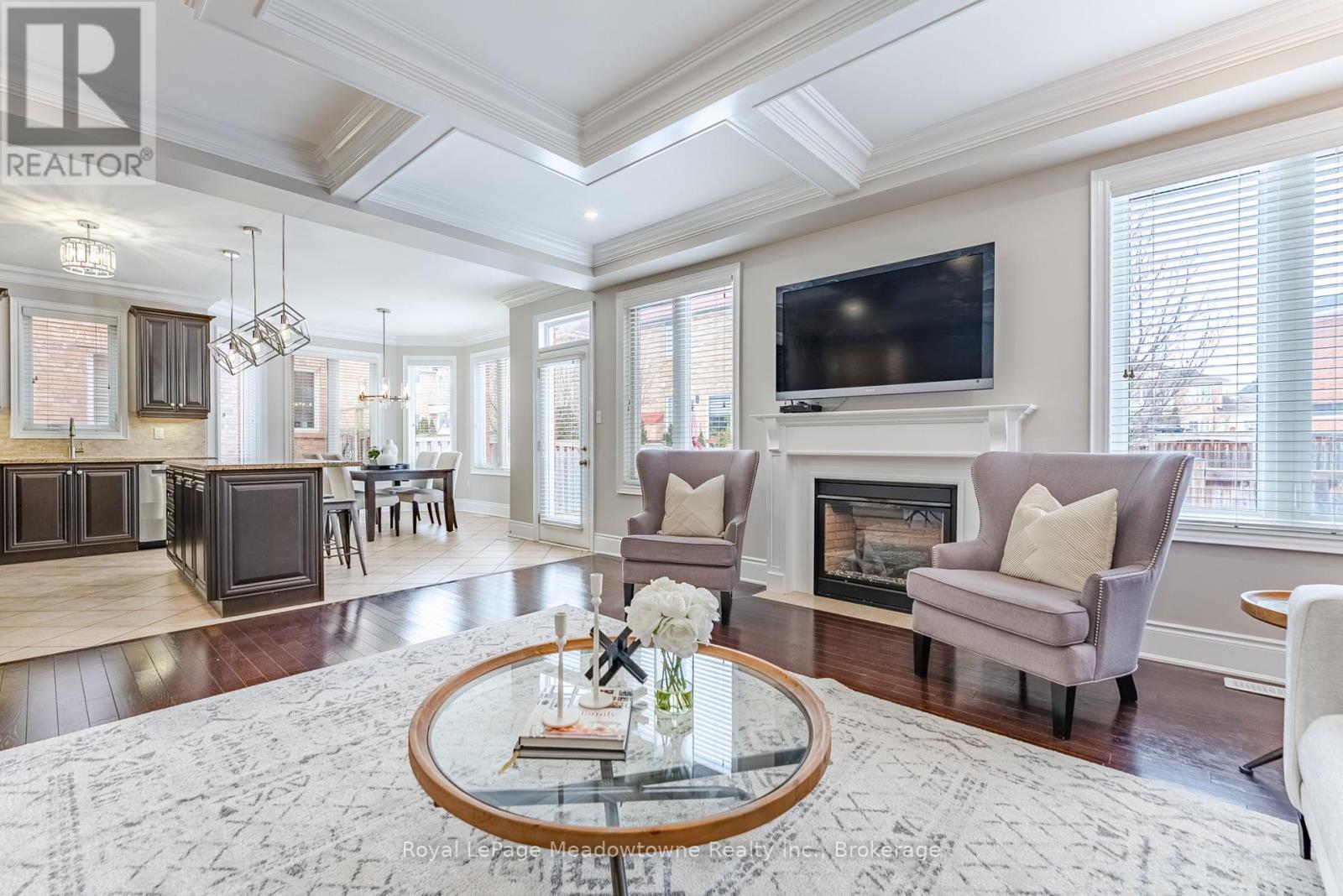 












400 MICKEY COURT

,
Milton (SC Scott),




Ontario
L9T7N8

