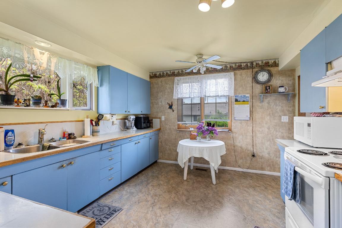









350


Clarissa

Road,
Kelowna,




BC
V1X 1G8

