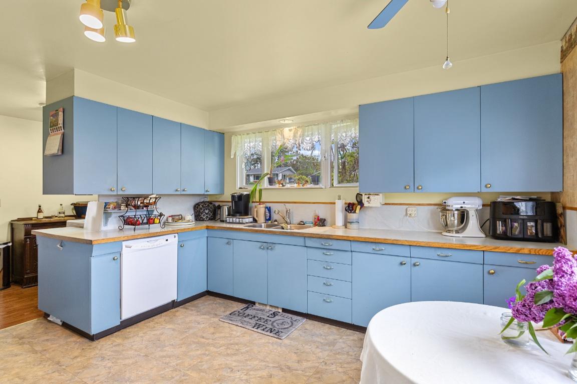 









350


Clarissa

Road,
Kelowna,




BC
V1X 1G8

