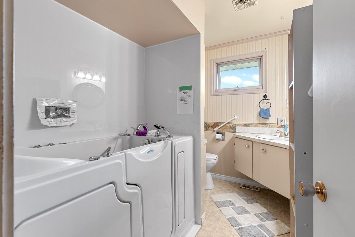 









350


Clarissa

Road,
Kelowna,




BC
V1X 1G8

