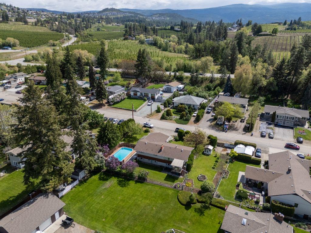 









350


Clarissa

Road,
Kelowna,




BC
V1X 1G8

