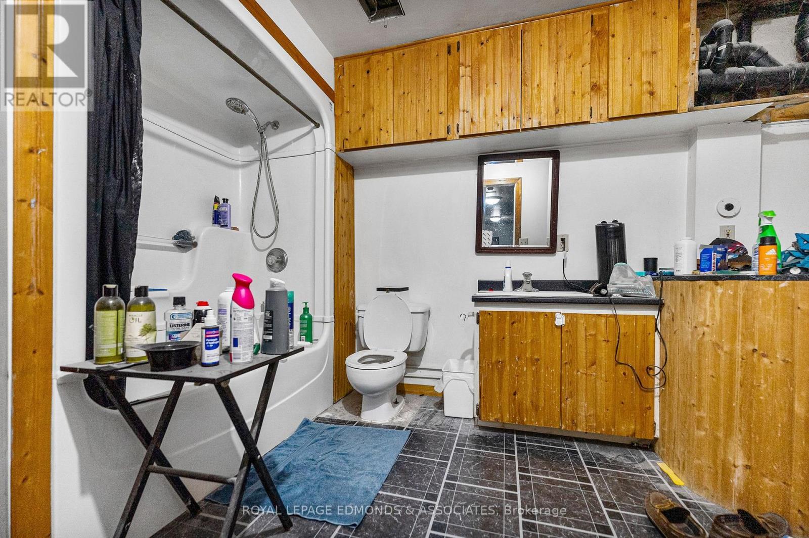 












1095 MOUNTAINVIEW DRIVE

,
Laurentian Valley,




Ontario
K8A8E3

