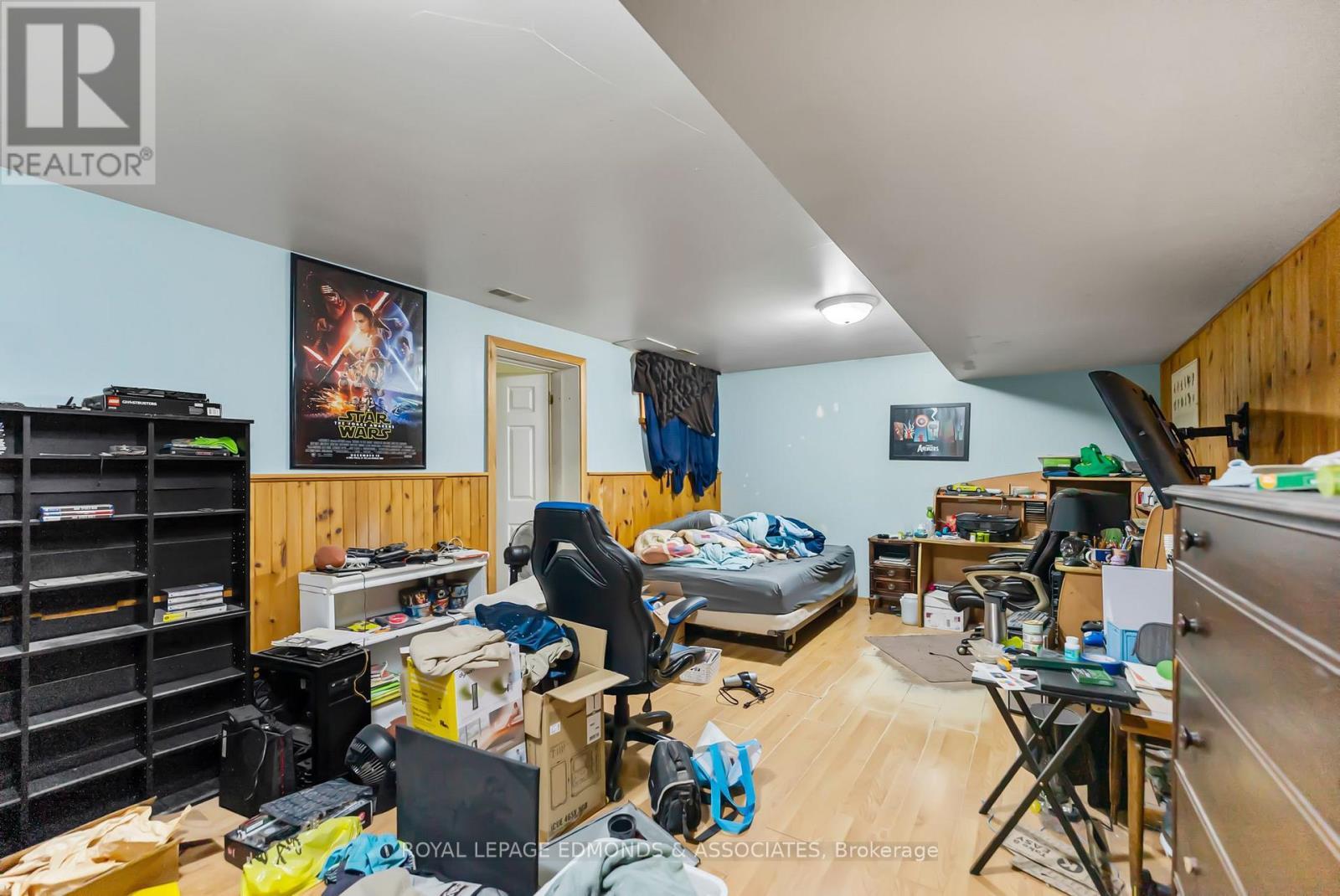 












1095 MOUNTAINVIEW DRIVE

,
Laurentian Valley,




Ontario
K8A8E3

