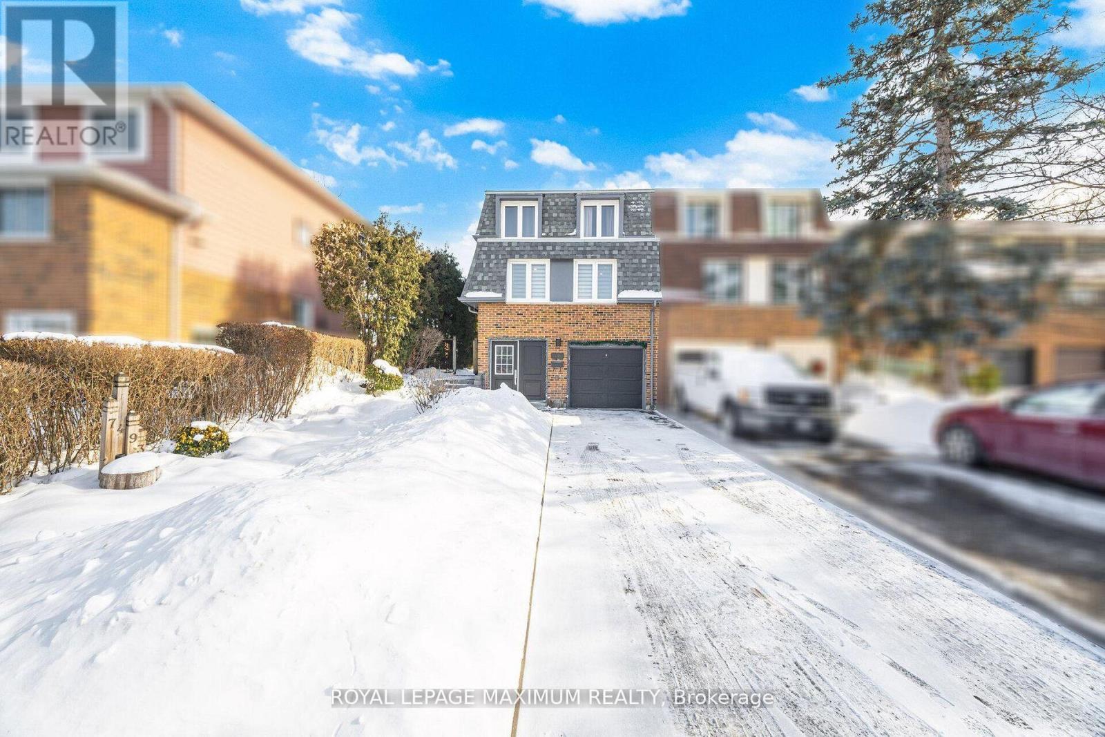 












7493 BYBROOK DRIVE

,
Mississauga,




Ontario
L4T3R4

