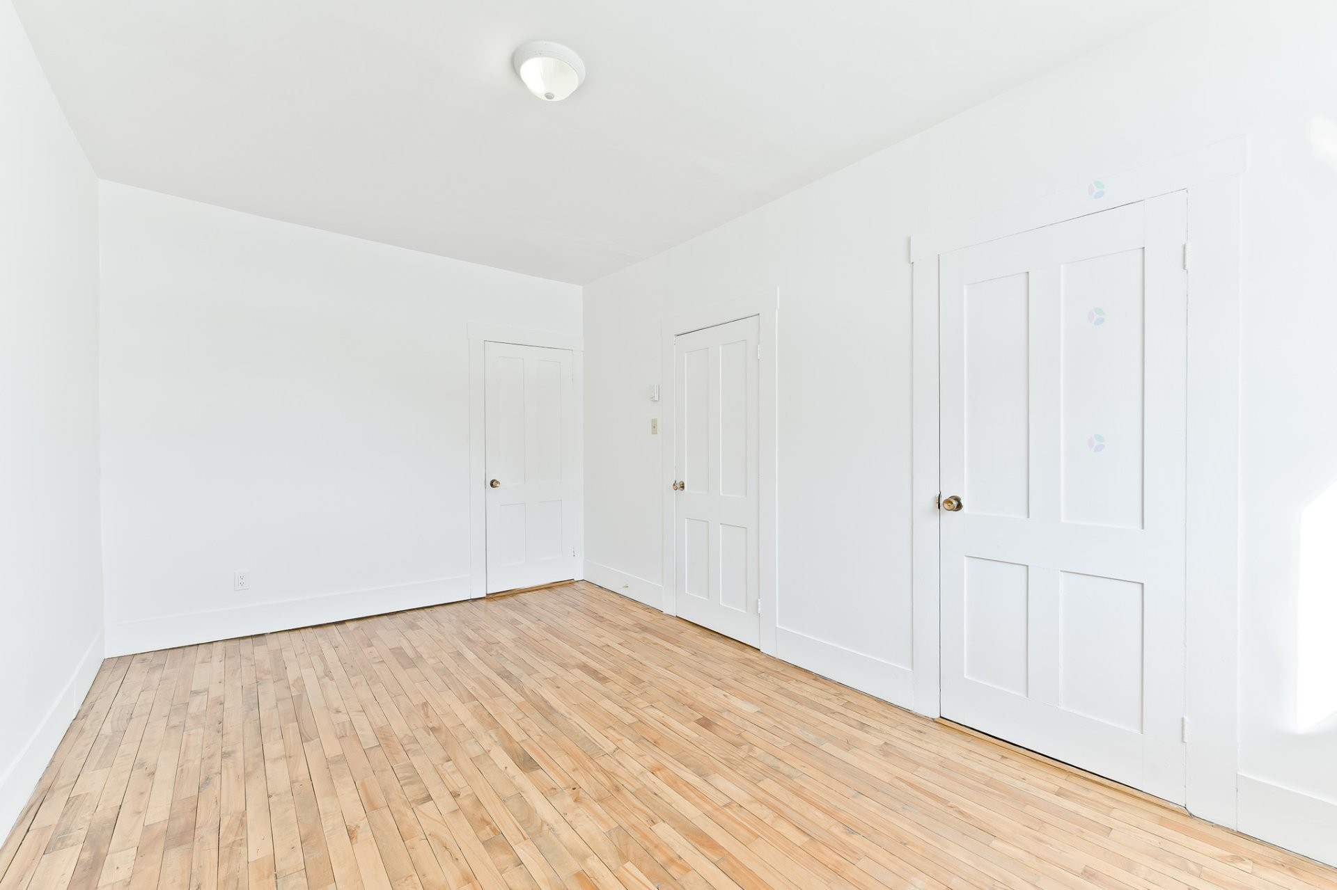 









864

 - 864A


Rue Child

,
Coaticook,




QC
J1A2C6

