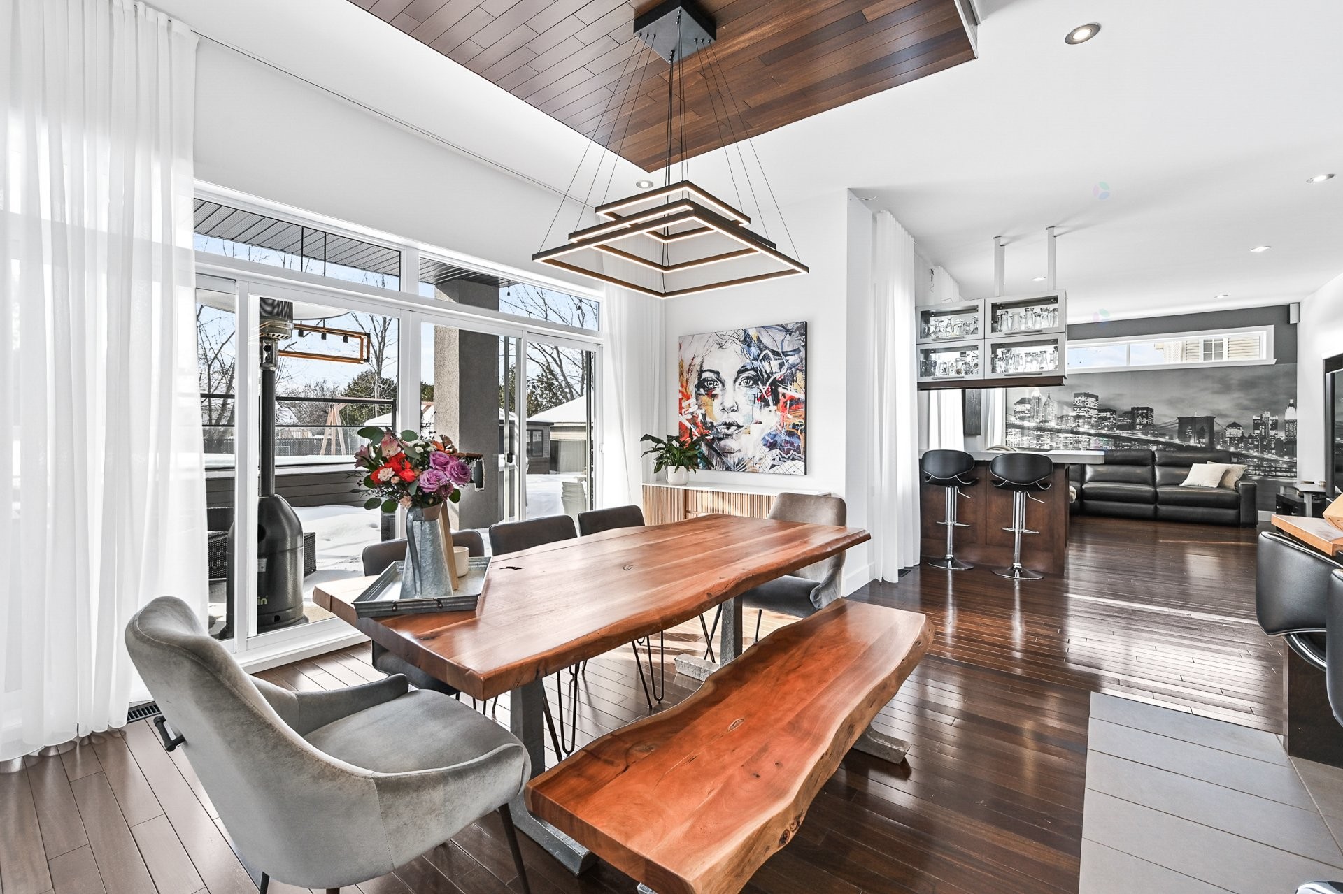 









1017


Ch. du Clocher

,
Saint-Jean-sur-Richelieu,




QC
J2Y1A4

