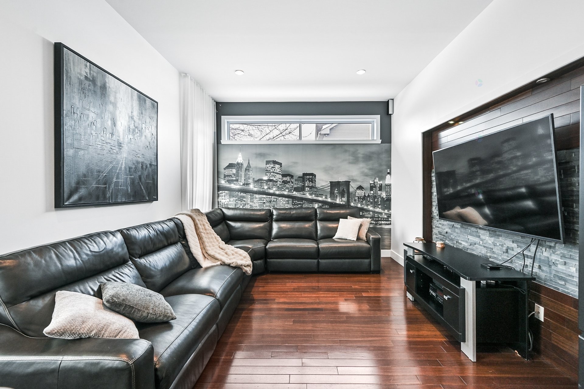 









1017


Ch. du Clocher

,
Saint-Jean-sur-Richelieu,




QC
J2Y1A4

