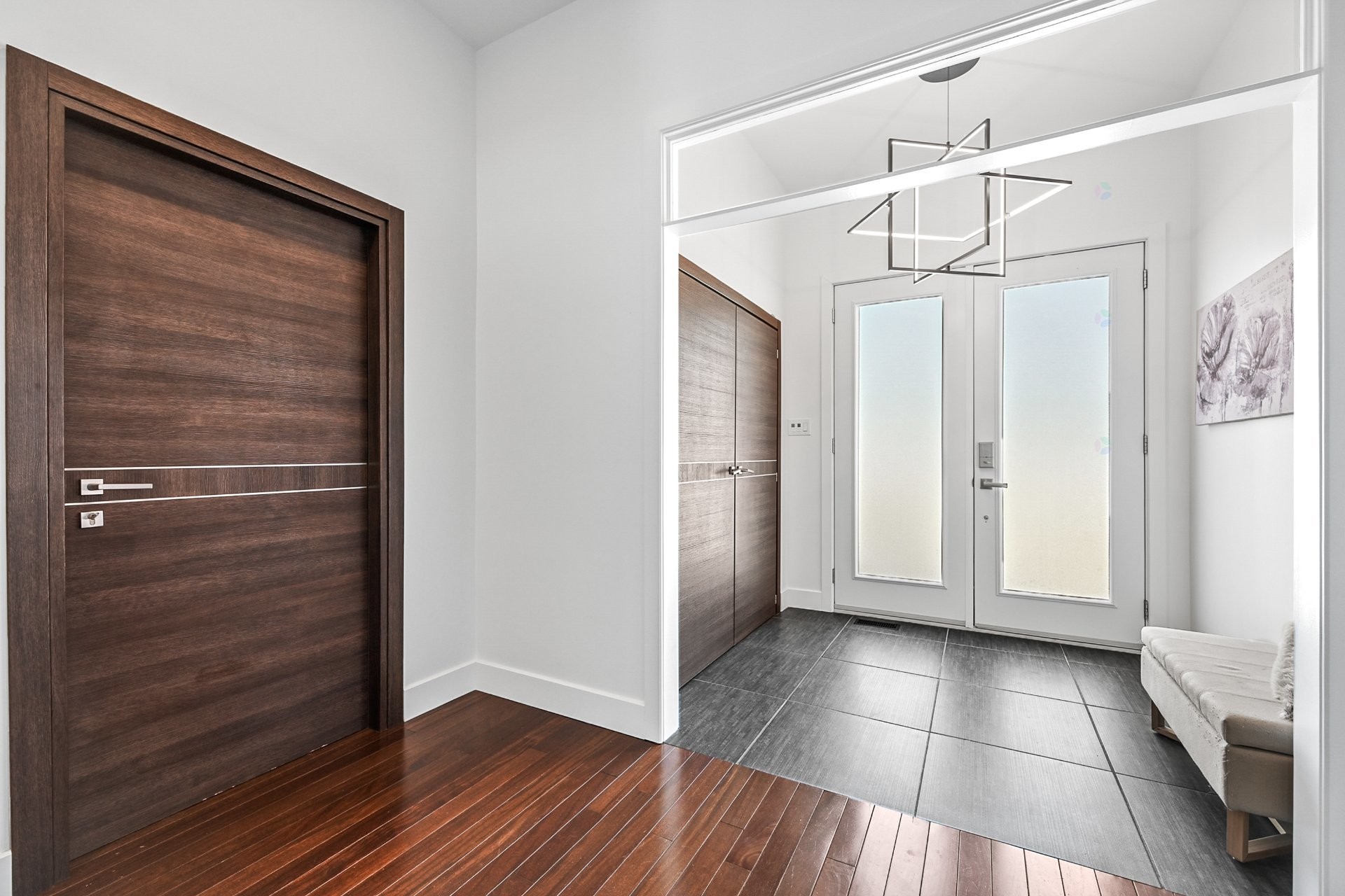 









1017


Ch. du Clocher

,
Saint-Jean-sur-Richelieu,




QC
J2Y1A4

