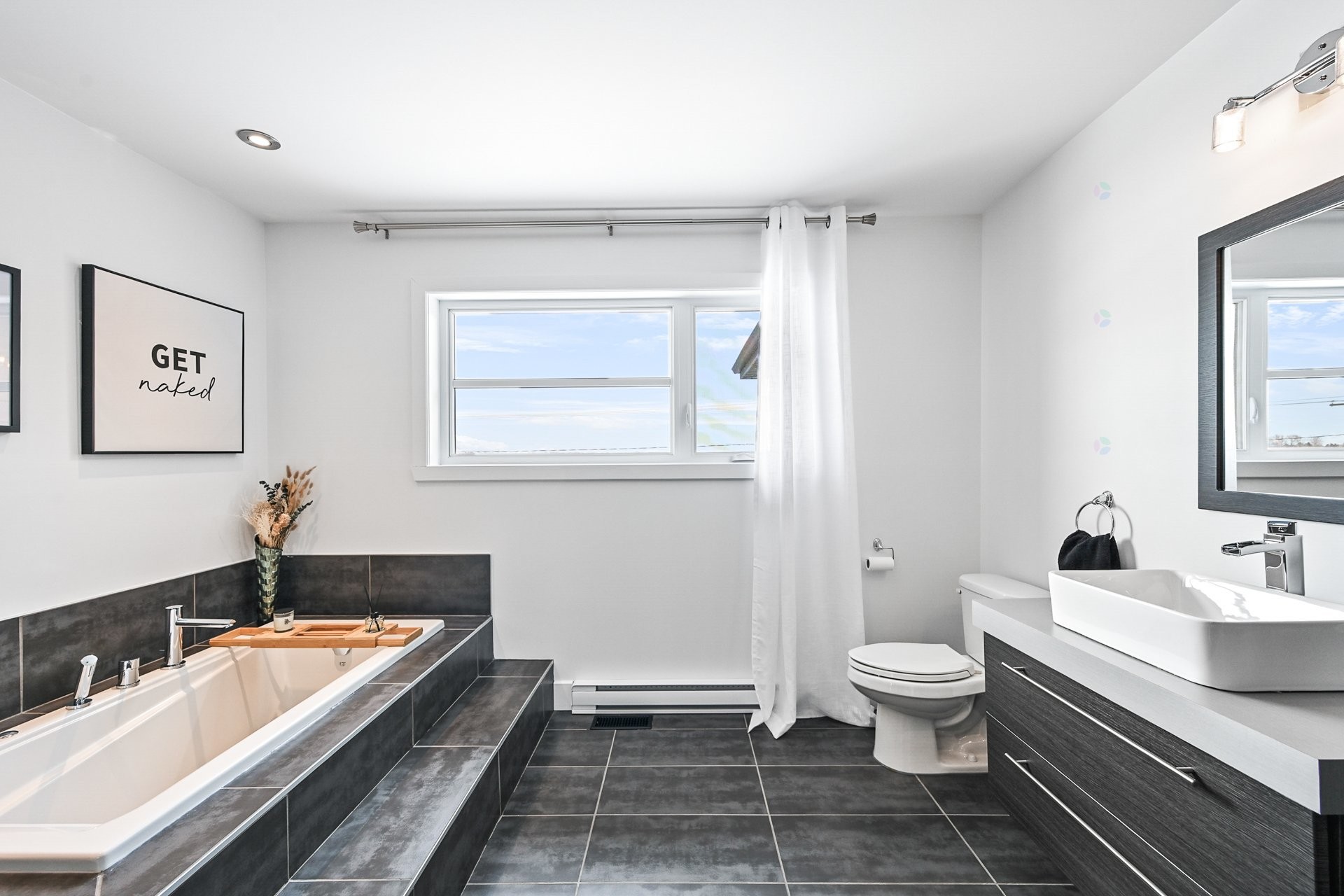 









1017


Ch. du Clocher

,
Saint-Jean-sur-Richelieu,




QC
J2Y1A4

