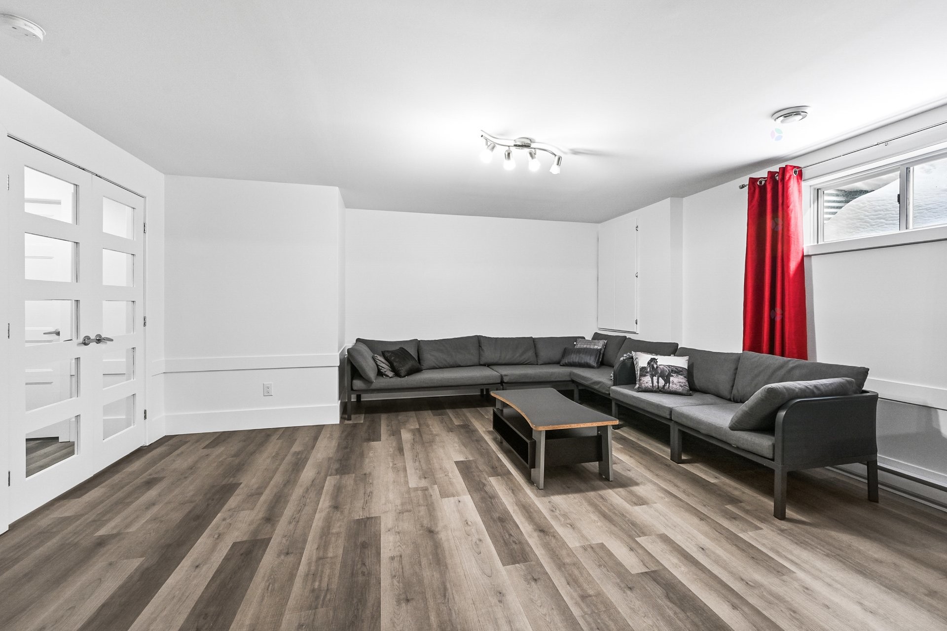 









1017


Ch. du Clocher

,
Saint-Jean-sur-Richelieu,




QC
J2Y1A4

