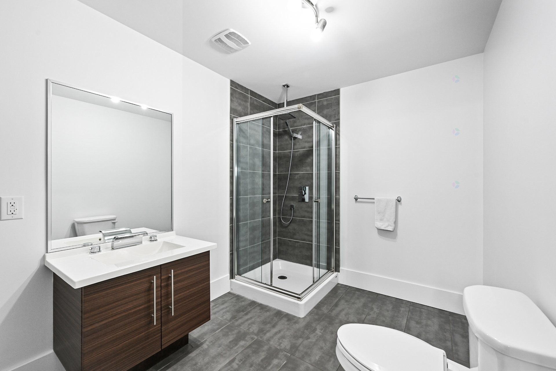 









1017


Ch. du Clocher

,
Saint-Jean-sur-Richelieu,




QC
J2Y1A4

