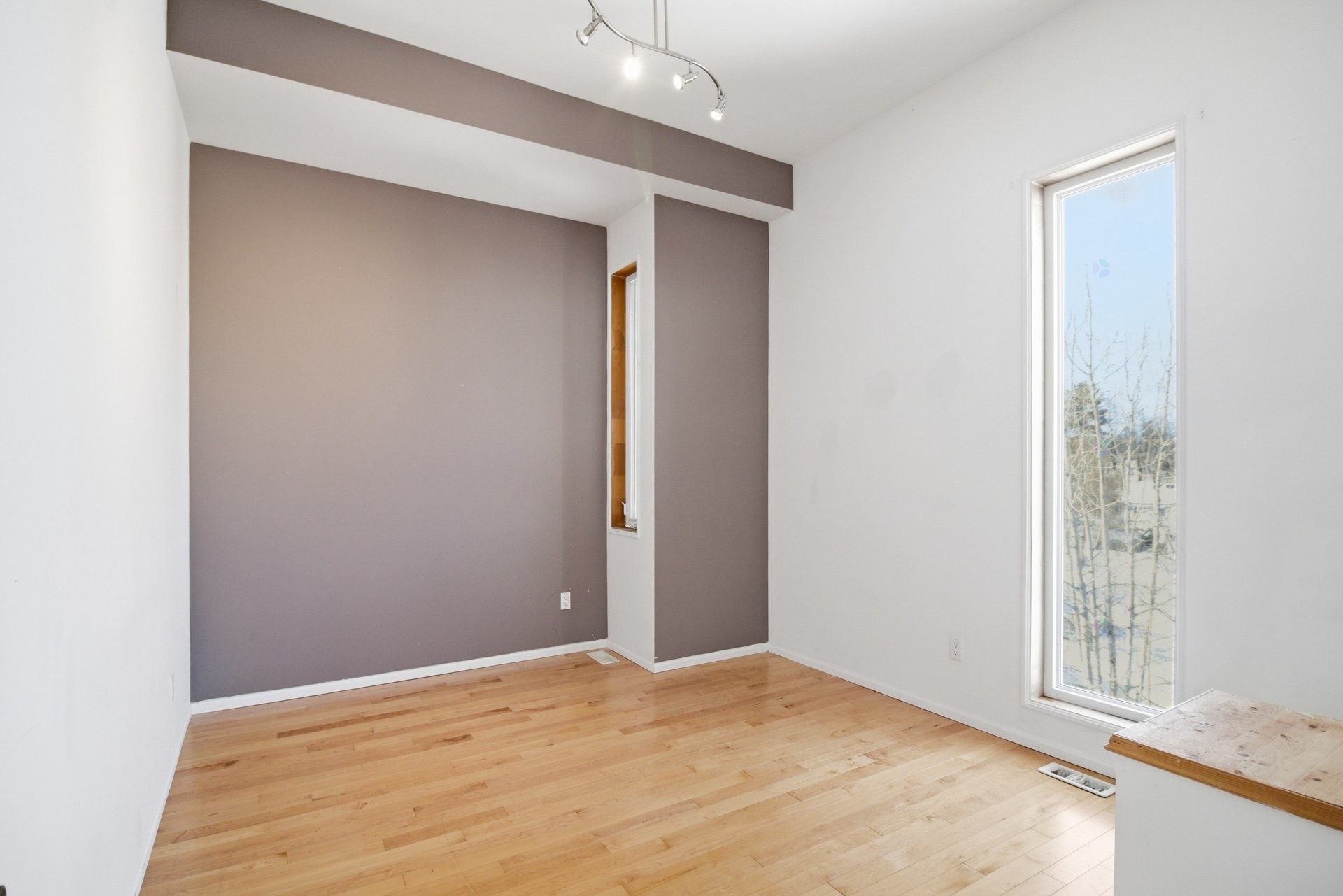 









23


Rue de Donnacona

,
Gatineau (Gatineau),




QC
J8P8C2

