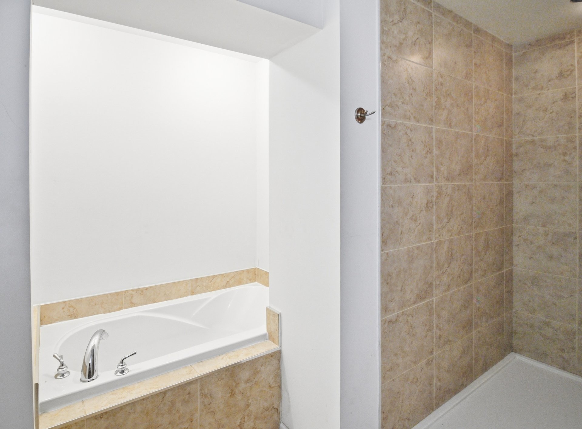 









23


Rue de Donnacona

,
Gatineau (Gatineau),




QC
J8P8C2

