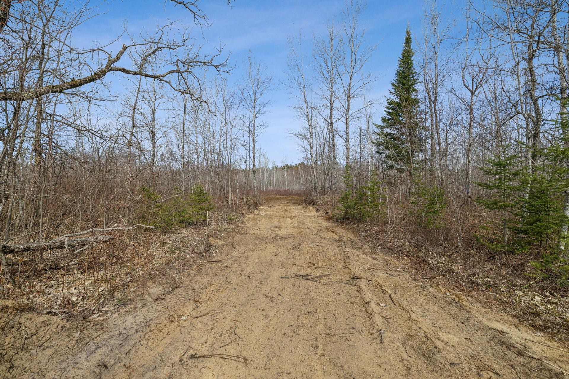 












Ch. de la Chanterelle

,
Kazabazua,







QC
J0K1X0


