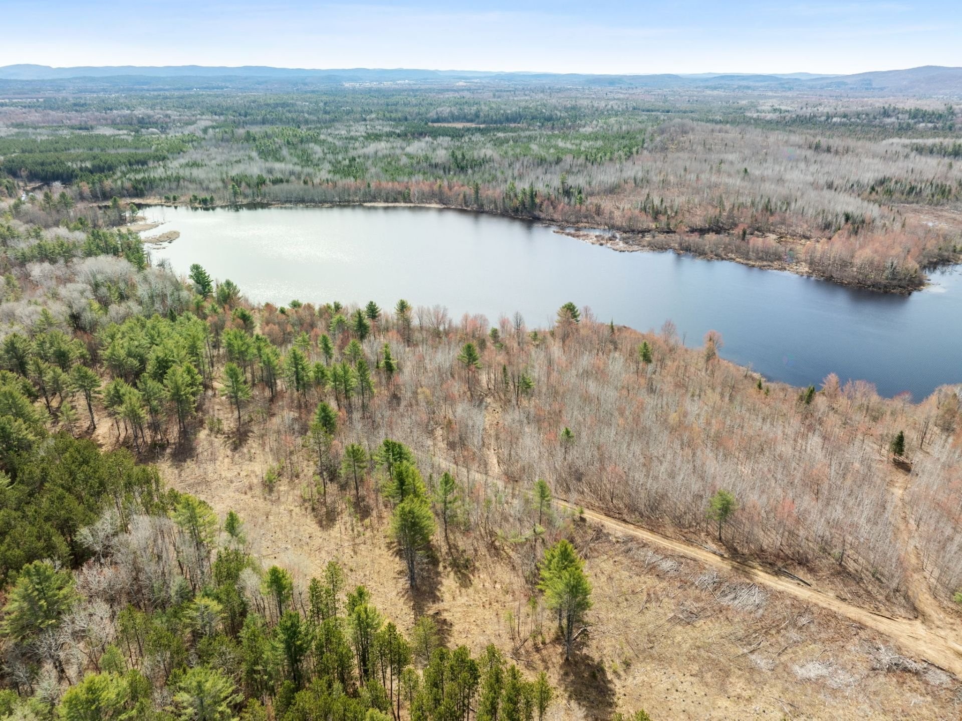 












Ch. de la Chanterelle

,
Kazabazua,







QC
J0K1X0

