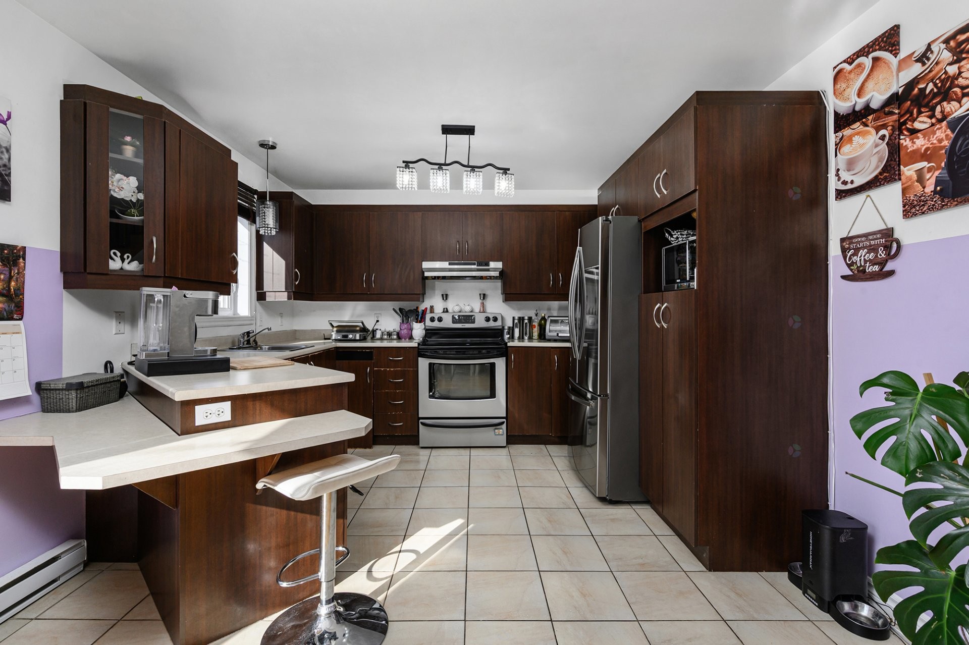 









166


Rue de Sannois

,
Terrebonne (Lachenaie),




QC
J6W0C3

