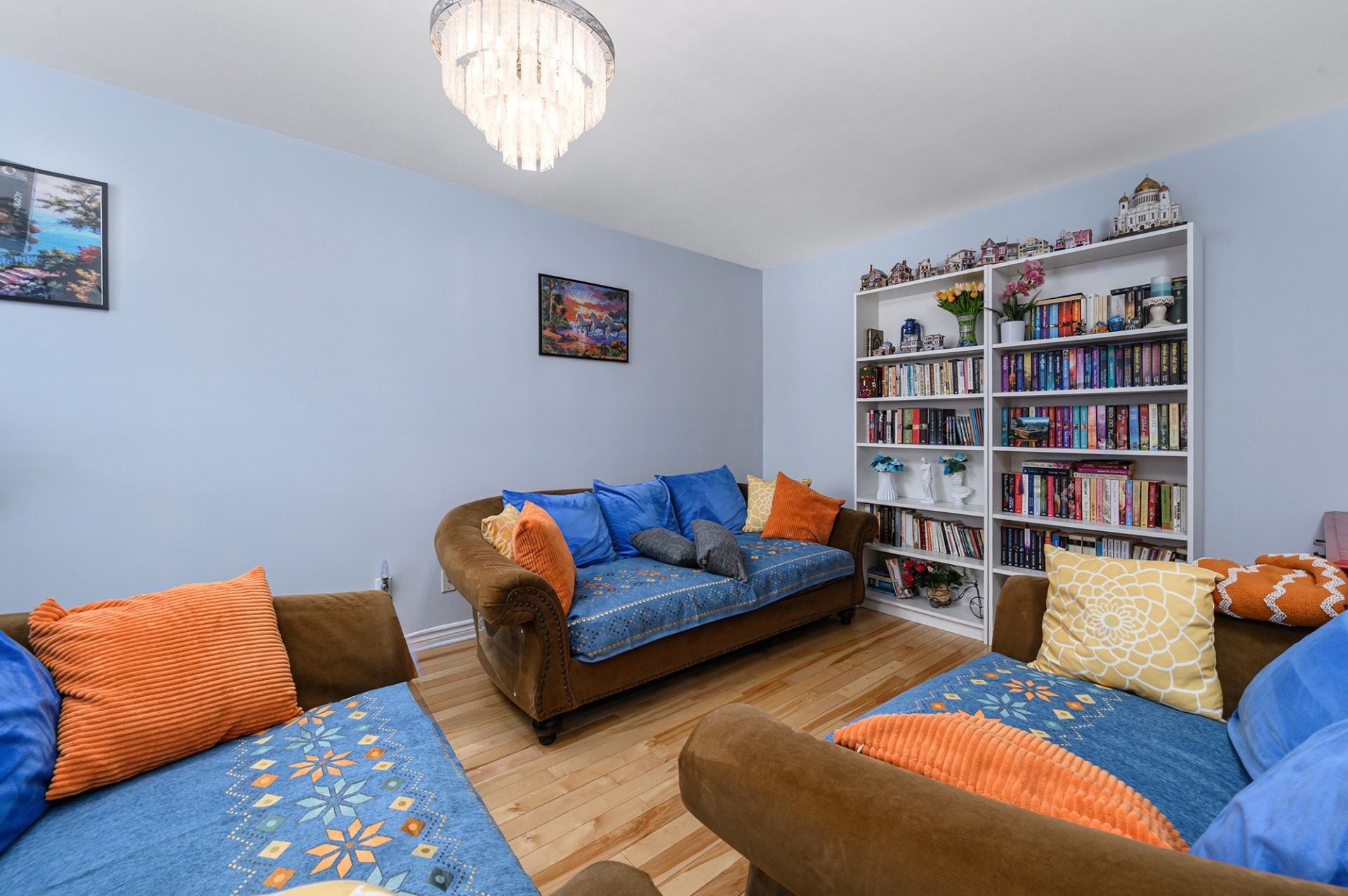 









166


Rue de Sannois

,
Terrebonne (Lachenaie),




QC
J6W0C3

