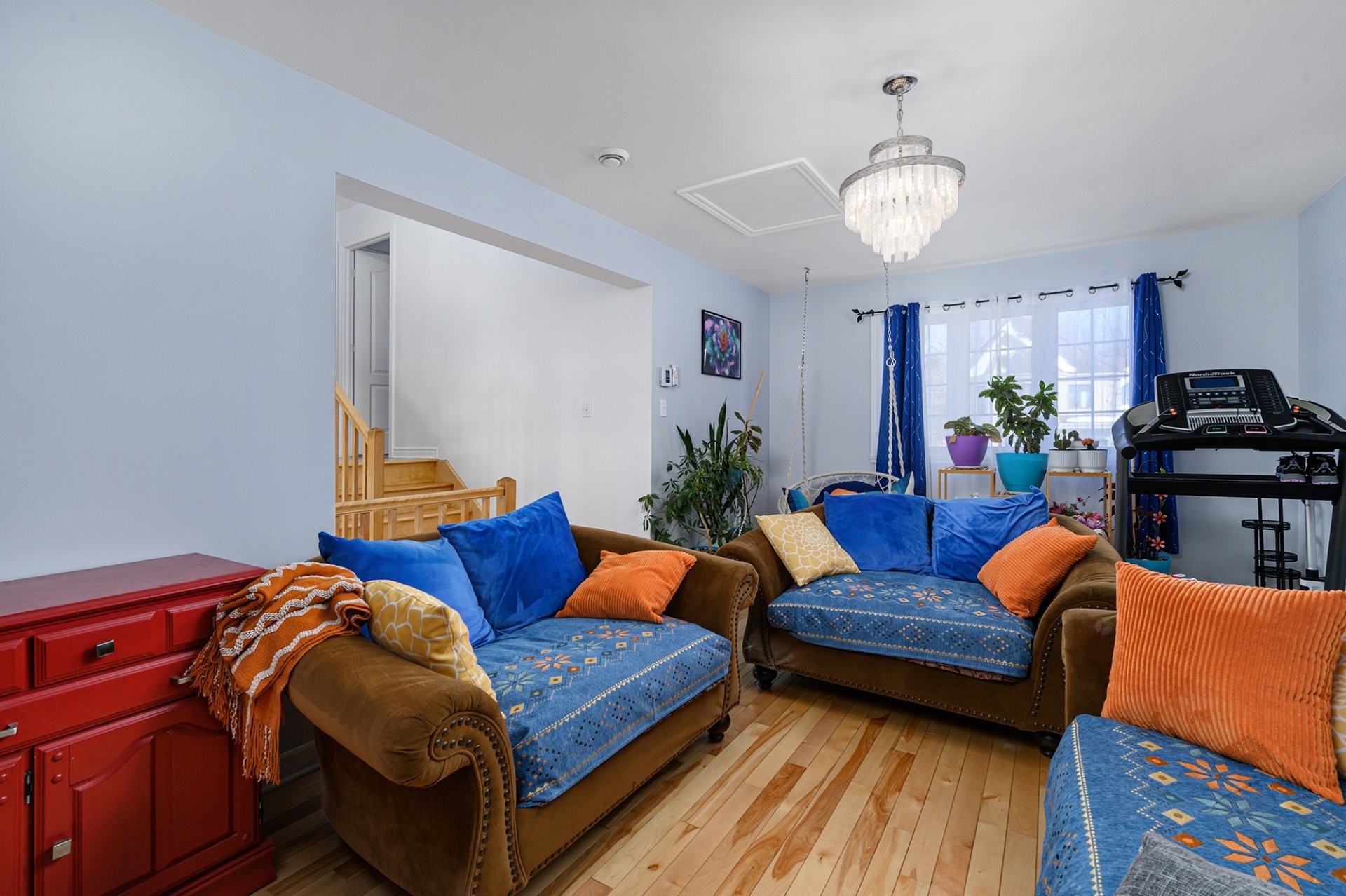 









166


Rue de Sannois

,
Terrebonne (Lachenaie),




QC
J6W0C3

