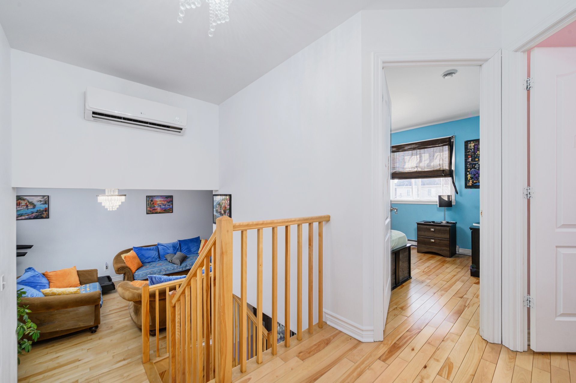 









166


Rue de Sannois

,
Terrebonne (Lachenaie),




QC
J6W0C3

