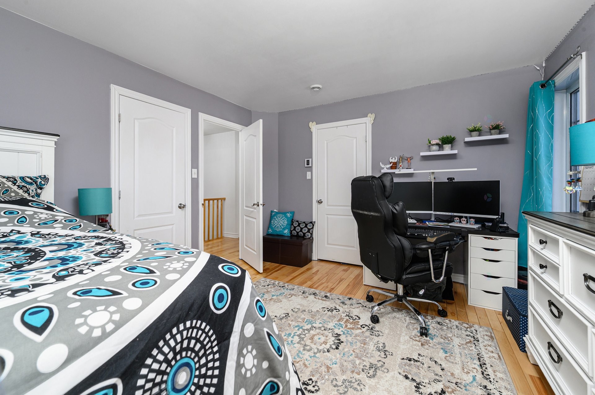 









166


Rue de Sannois

,
Terrebonne (Lachenaie),




QC
J6W0C3

