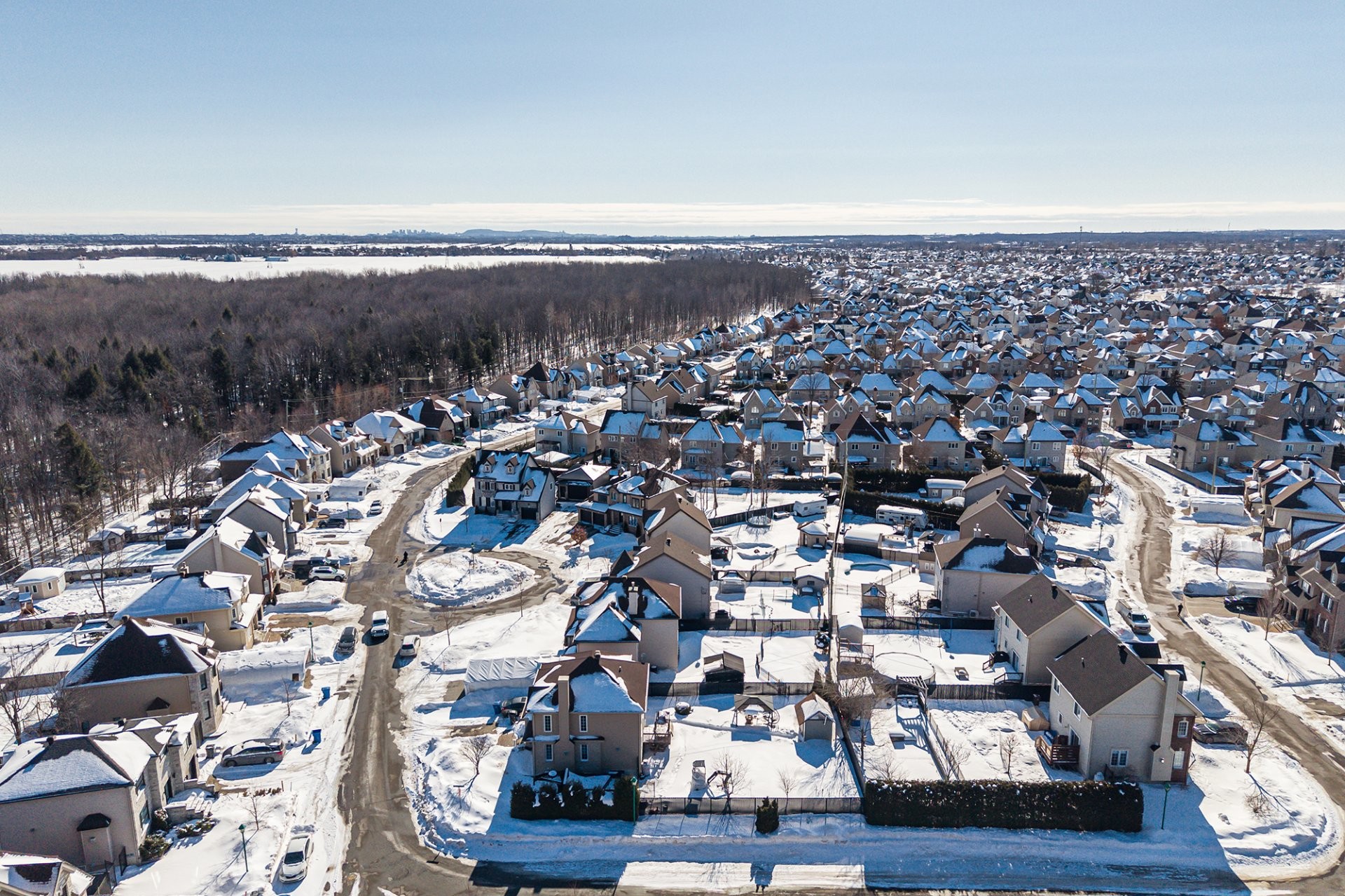 









166


Rue de Sannois

,
Terrebonne (Lachenaie),




QC
J6W0C3

