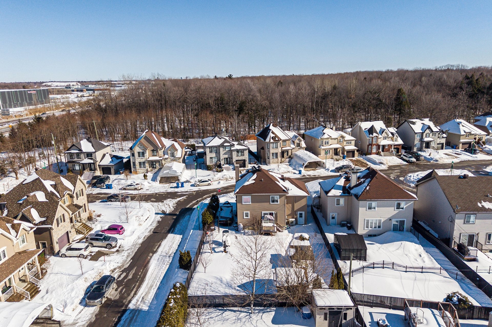 









166


Rue de Sannois

,
Terrebonne (Lachenaie),




QC
J6W0C3

