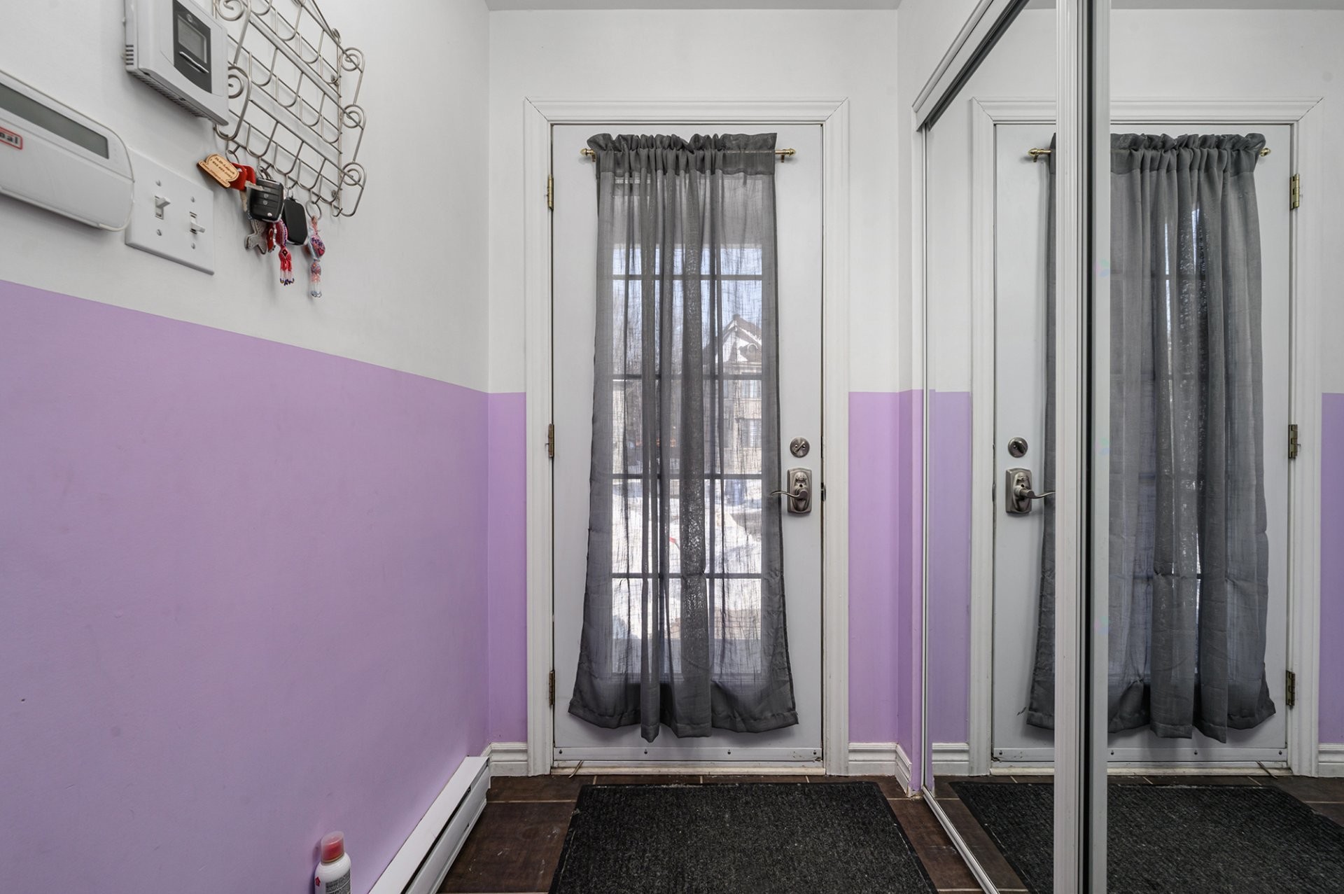 









166


Rue de Sannois

,
Terrebonne (Lachenaie),




QC
J6W0C3

