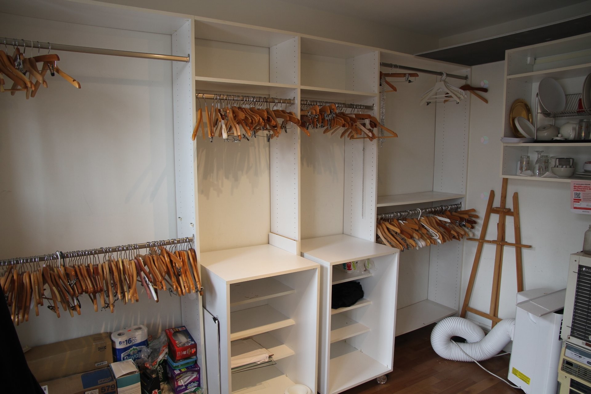 









86


Av. Laurier O.

,
Montréal (Le Plateau-Mont-Royal),




QC
H2T2N4

