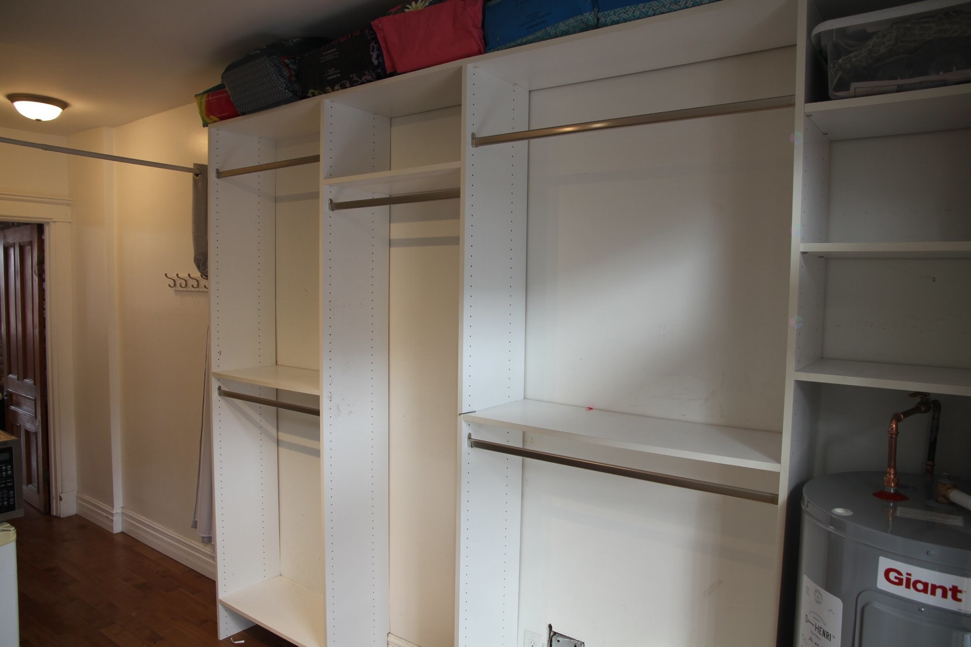 









86


Av. Laurier O.

,
Montréal (Le Plateau-Mont-Royal),




QC
H2T2N4

