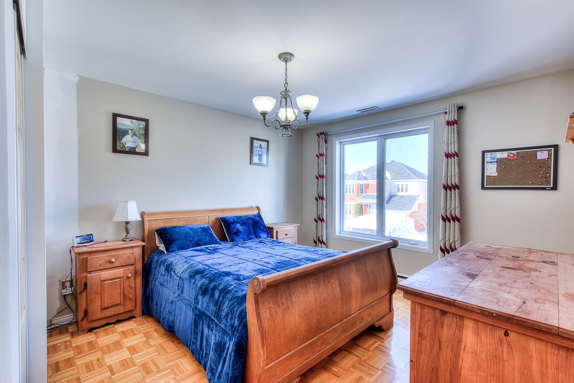 









6235


Rue des Sizerins

,
Laval (Sainte-Rose),




QC
H7L5S8

