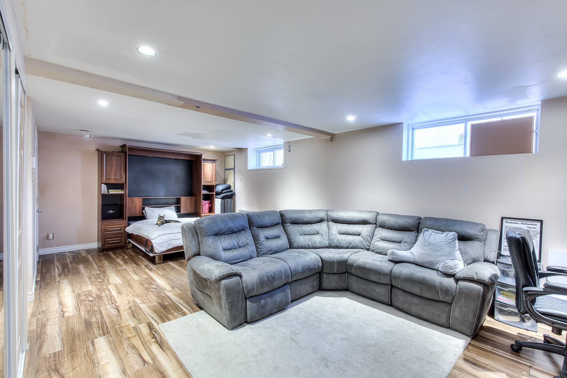 









6235


Rue des Sizerins

,
Laval (Sainte-Rose),




QC
H7L5S8

