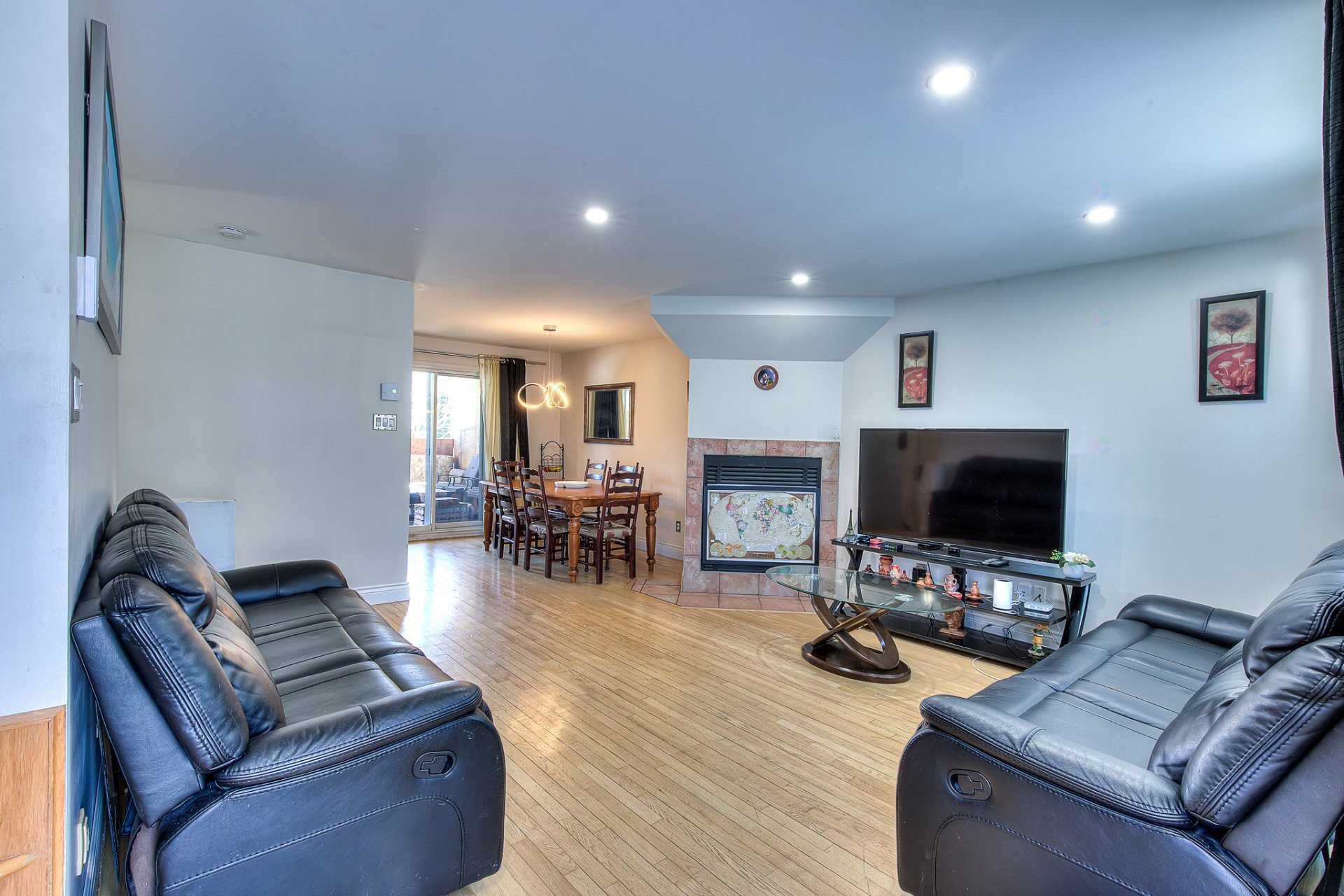 









6235


Rue des Sizerins

,
Laval (Sainte-Rose),




QC
H7L5S8

