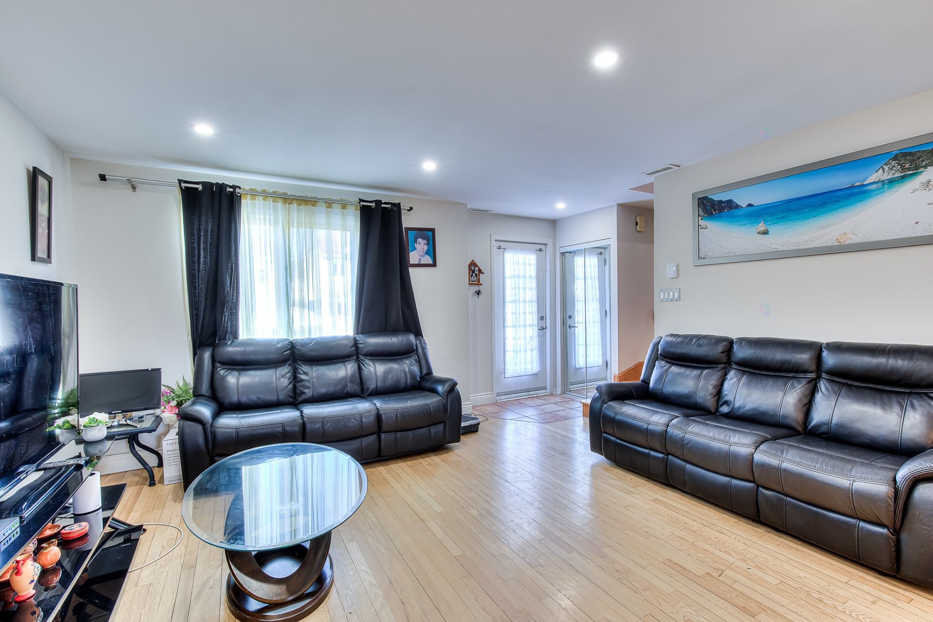 









6235


Rue des Sizerins

,
Laval (Sainte-Rose),




QC
H7L5S8

