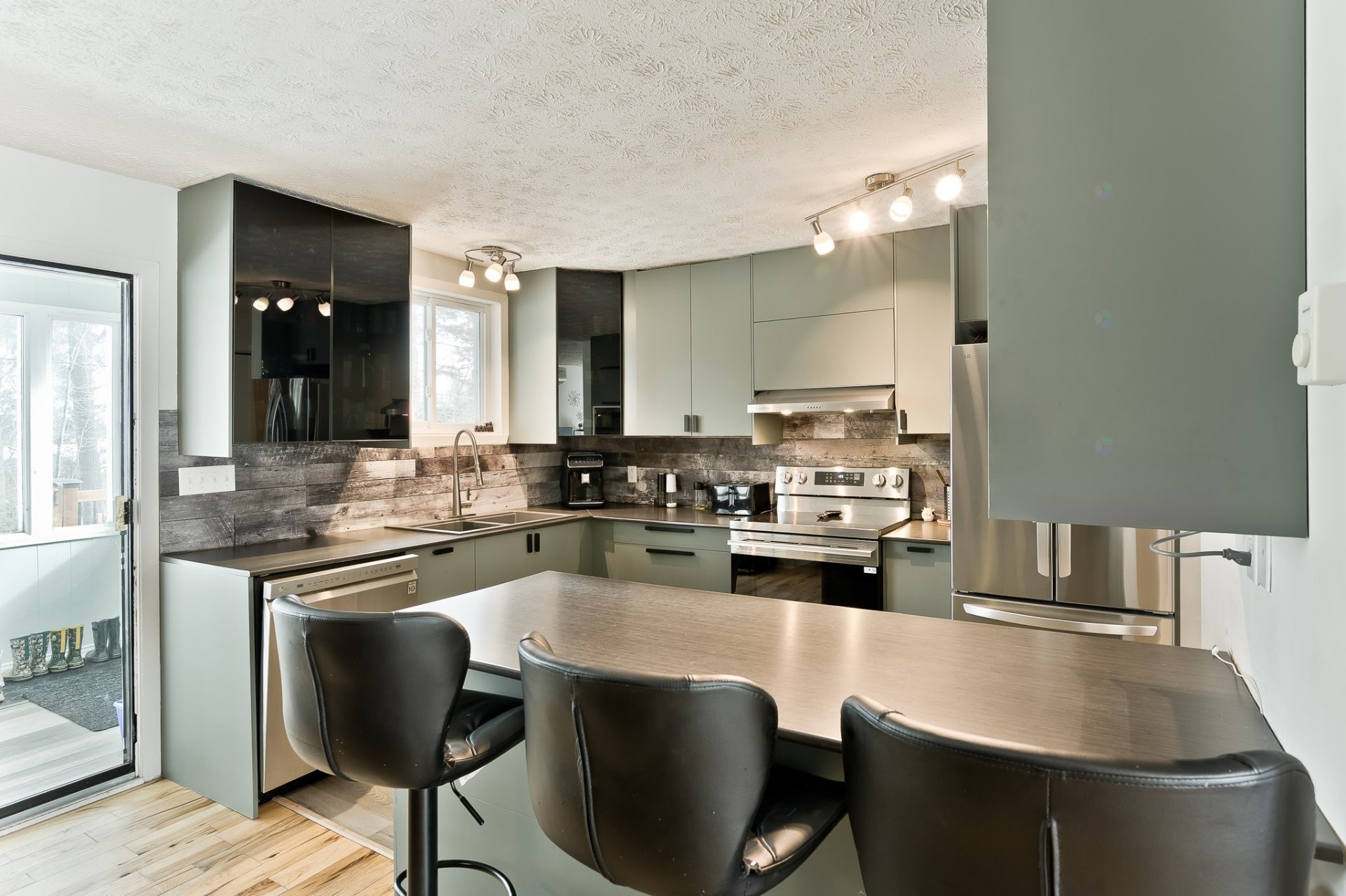 









740


Rue Turcotte

,
Sherbrooke (Les Nations),




QC
J1L1N4

