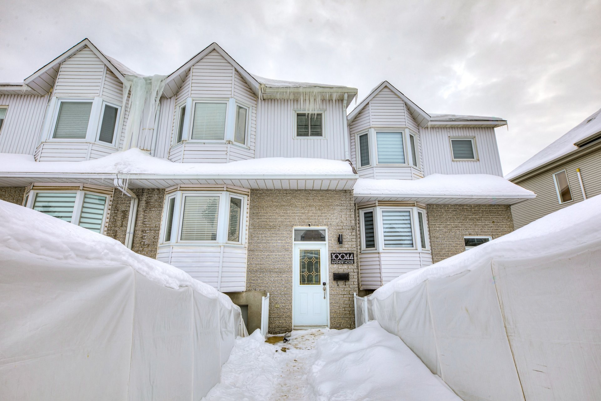 









10044


Rue Sylvain-Garneau

,
Montréal (Rivière-des-Prairies/Pointe-aux-Trembles),




QC
H1C2G3

