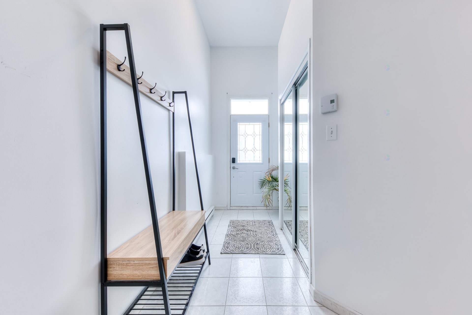 









10044


Rue Sylvain-Garneau

,
Montréal (Rivière-des-Prairies/Pointe-aux-Trembles),




QC
H1C2G3

