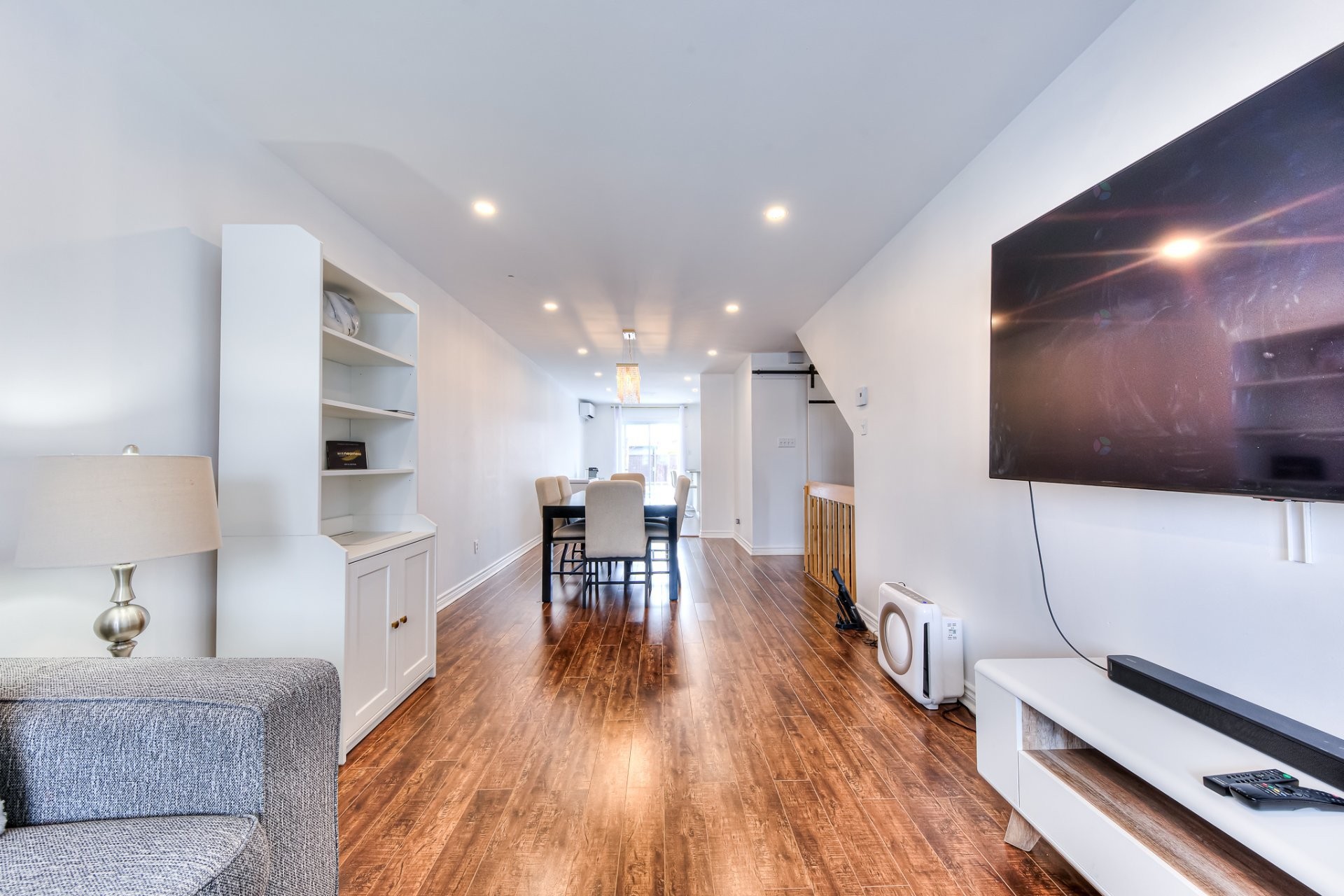 









10044


Rue Sylvain-Garneau

,
Montréal (Rivière-des-Prairies/Pointe-aux-Trembles),




QC
H1C2G3

