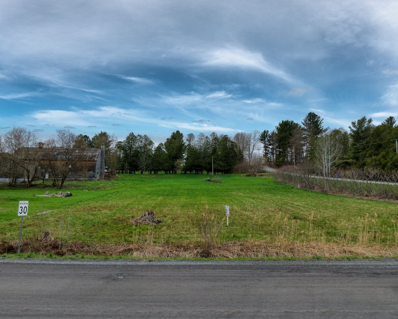 












Rue Laplante

,
Sutton,







QC
J0E2K0


