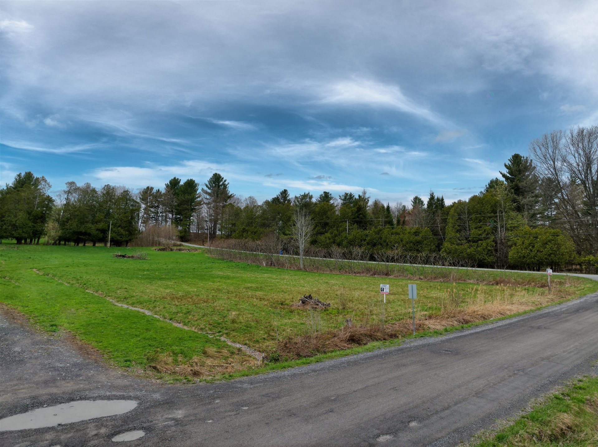 












Rue Laplante

,
Sutton,







QC
J0E2K0

