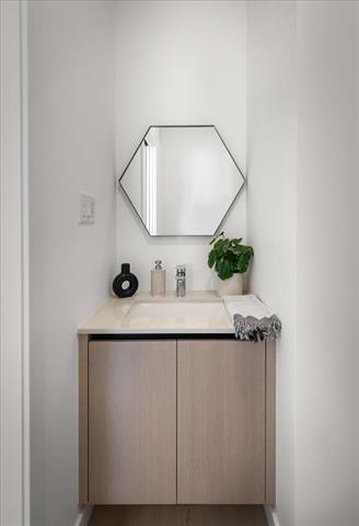 









184


Lindsay

ST,
Winnipeg,




MB
R3N 1H1

