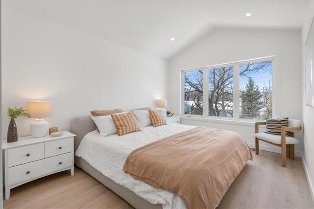 









184


Lindsay

ST,
Winnipeg,




MB
R3N 1H1

