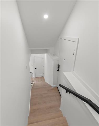 









184


Lindsay

ST,
Winnipeg,




MB
R3N 1H1

