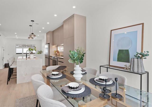 









184


Lindsay

ST,
Winnipeg,




MB
R3N 1H1

