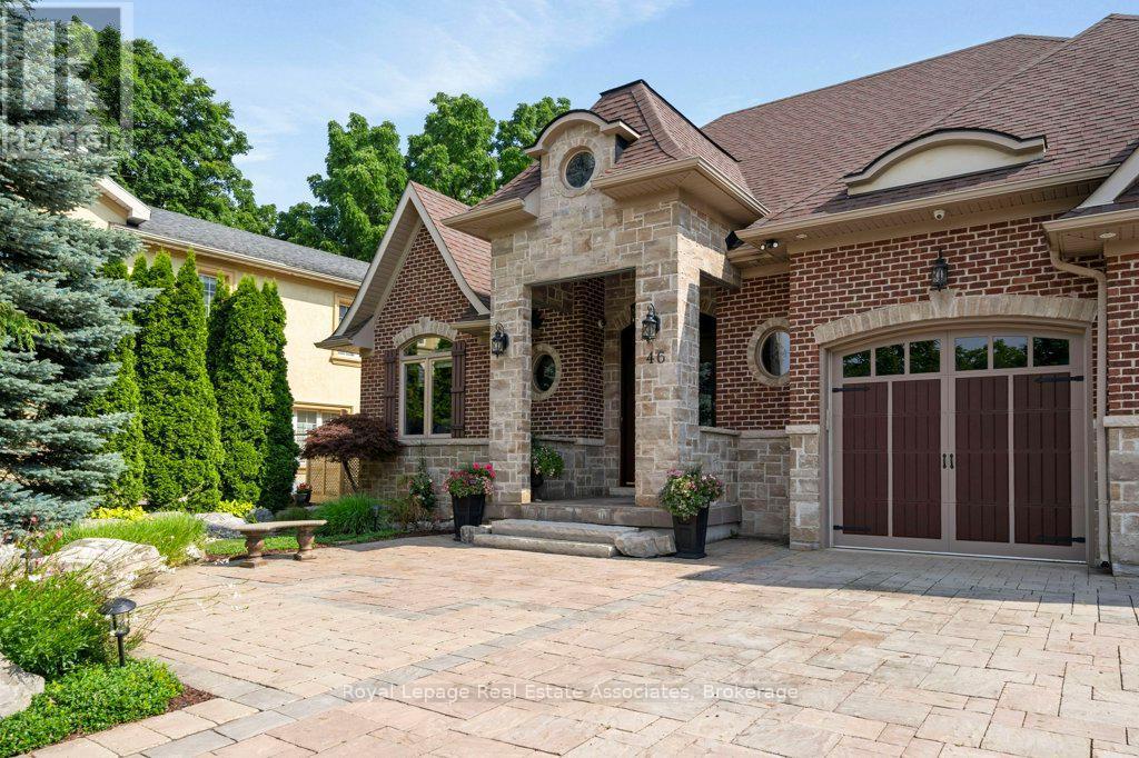 












46 SCOTT STREET

,
Brampton,




Ontario
L6V1S2

