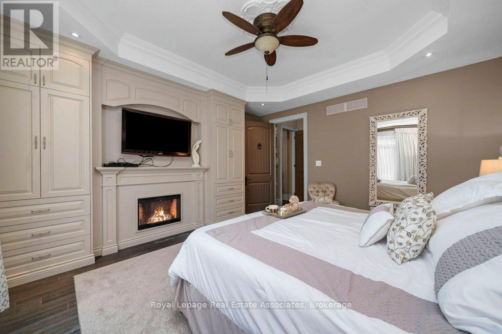 












46 SCOTT STREET

,
Brampton,




Ontario
L6V1S2

