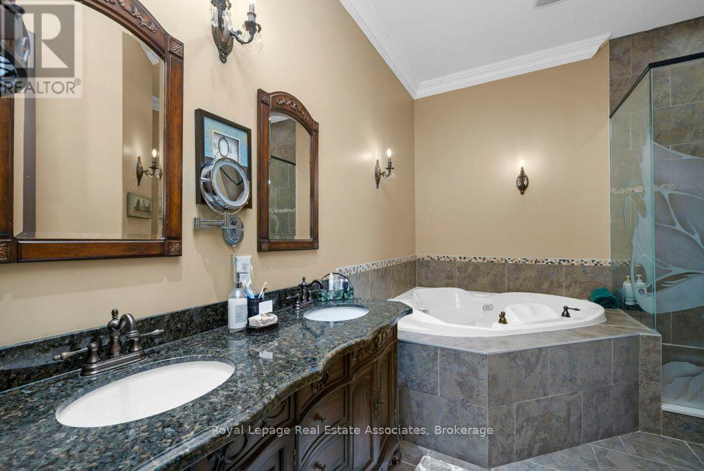 












46 SCOTT STREET

,
Brampton,




Ontario
L6V1S2

