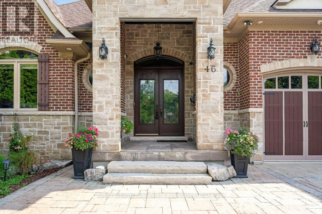 












46 SCOTT STREET

,
Brampton,




Ontario
L6V1S2

