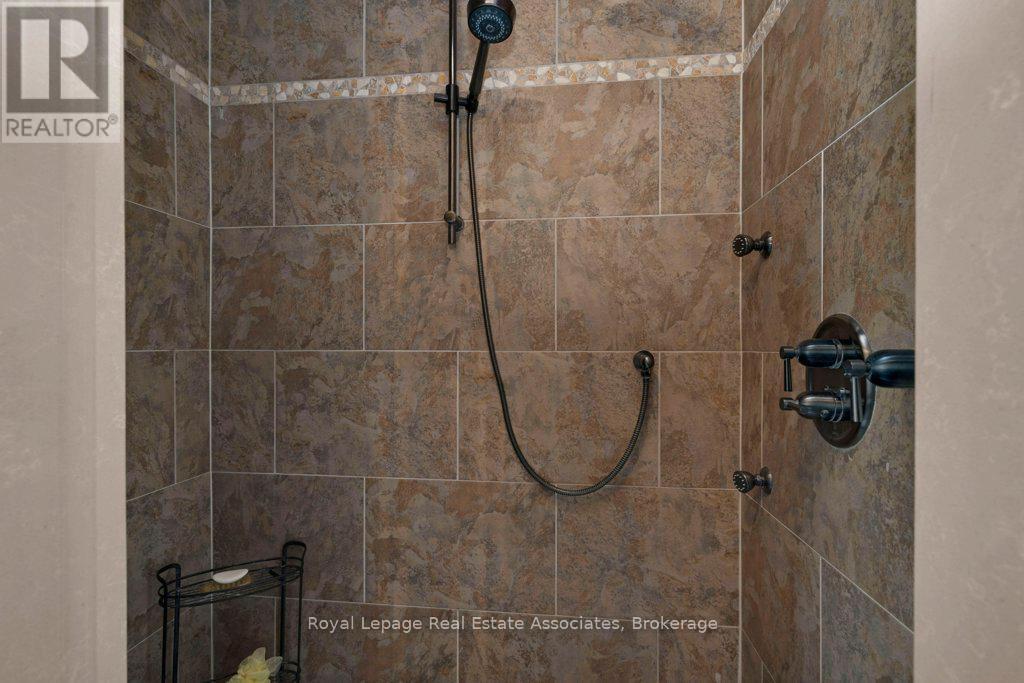 












46 SCOTT STREET

,
Brampton,




Ontario
L6V1S2

